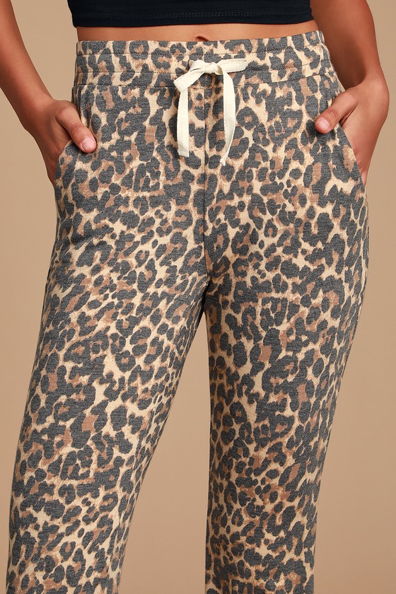 LASLULU Womens Drawstring Jogger Sweatpants Camouflage Stretchy Workout Yoga Pants Leopard Printed Pants